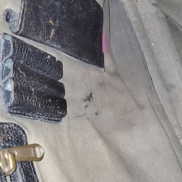 GroundCover Leather CompanyLaptop Bag – 15″ - Picture 15 of 16